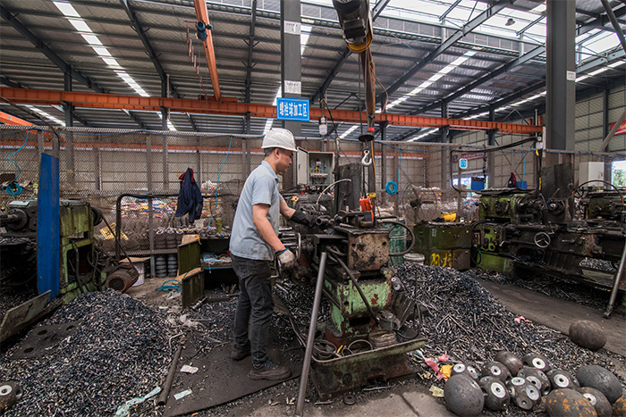 濮阳网架配件-螺栓球加工车间